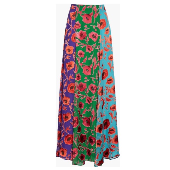 ALICE + OLIVIA Aquinnah Panneled Maxi Skirt - Picture 4 of 13